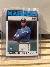 Image 1 of Topps Harold Reynolds 1986 card