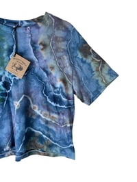 Image 5 of M Crop Tee in Cool Geode Ice Dye