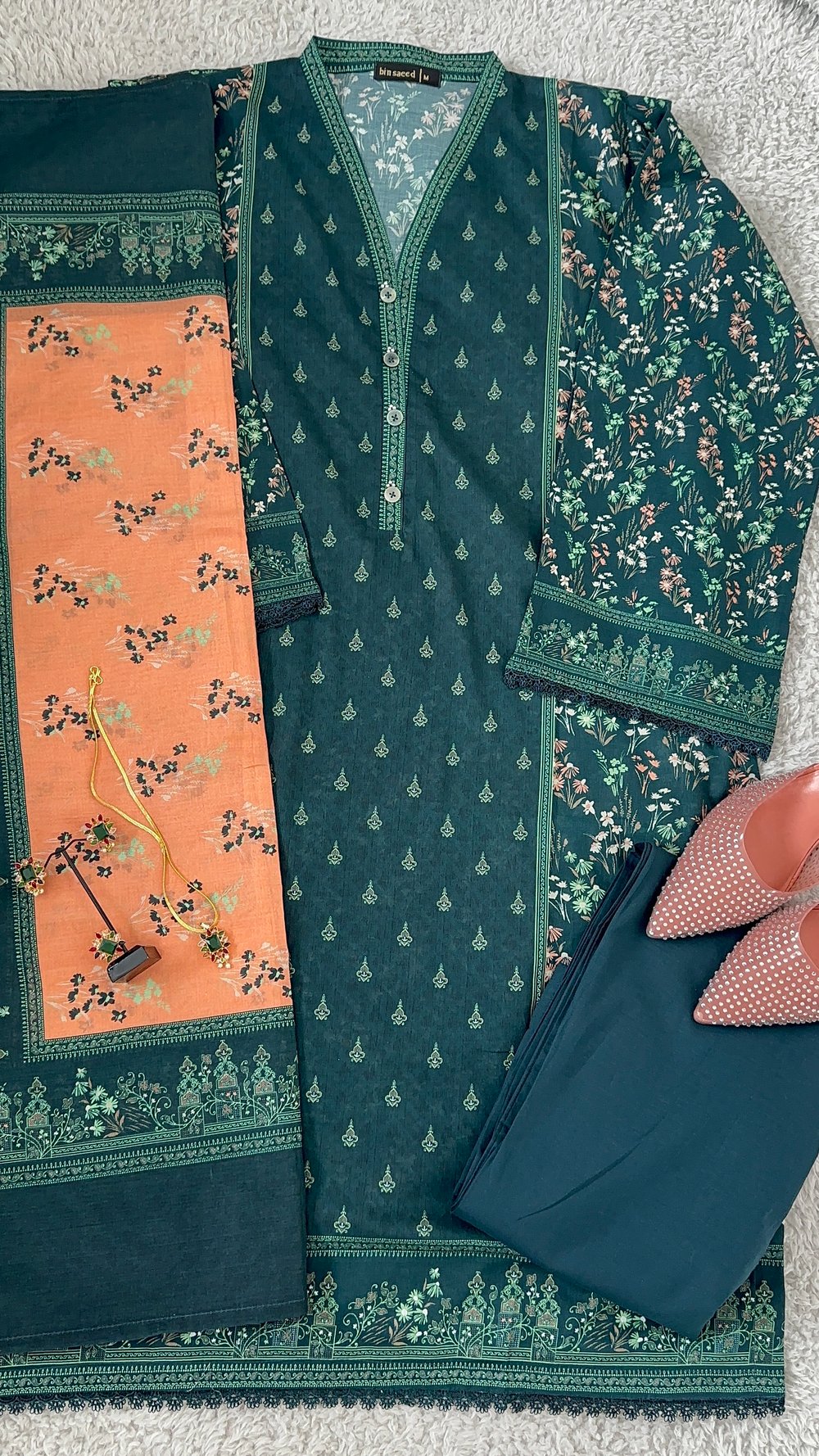 Teal n peach 