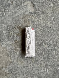 Image 3 of BASIC LIGHTERCASE WHITE