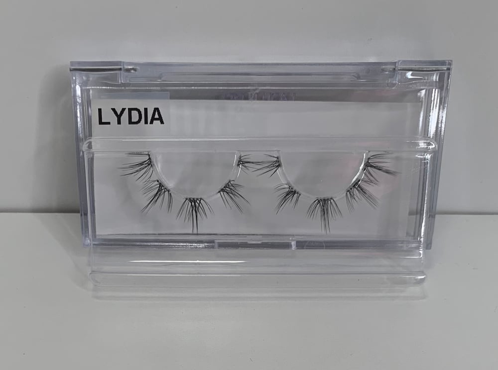 Image of LYDIA- Spiked Wispy Lash Cluster