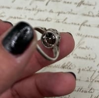 Image 9 of Magnifique bague en argent massif poinçonné, zircon synthétique, début 1900