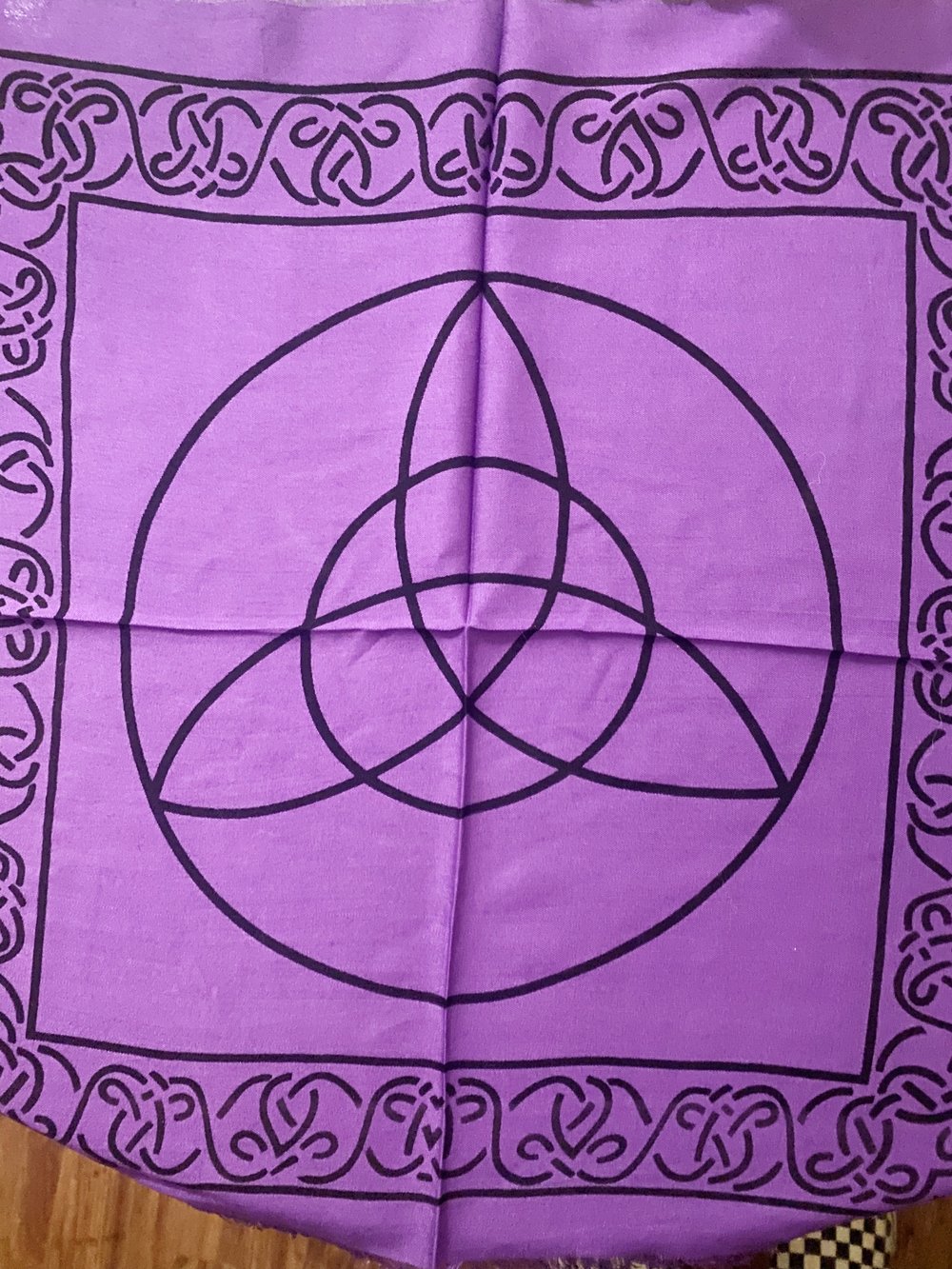 Image of Triquetra Altar Cloth (18x18)