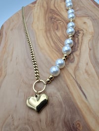 Image 3 of heart pearl necklace 