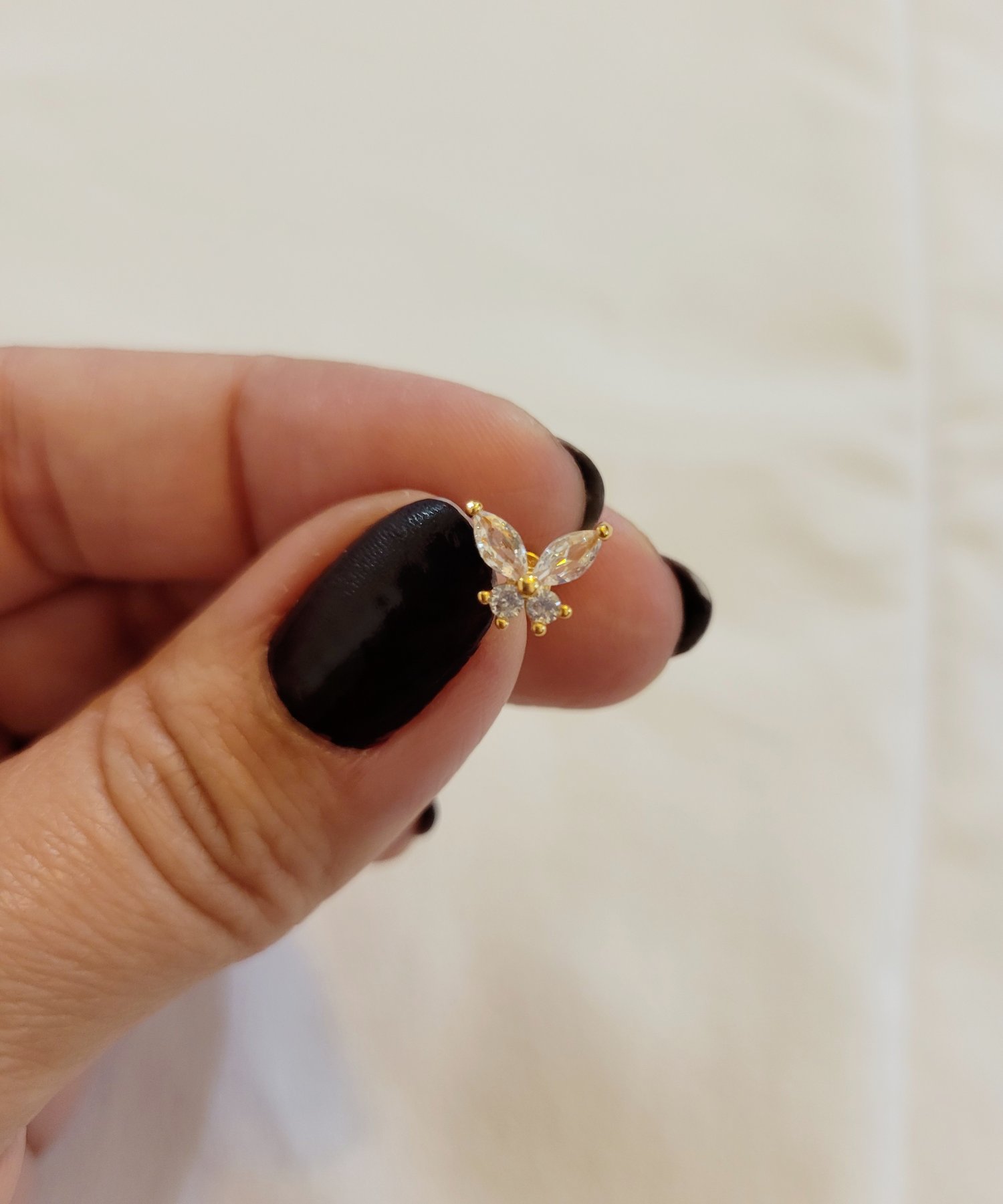 Image of Stud Earrings 