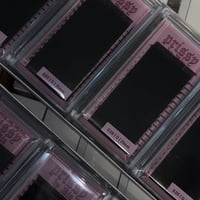 Image 2 of SUPER MATTE LASH TRAY (D CURL)