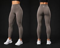 Image 2 of Woman’s leggings 
