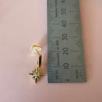 Image 2 of Twinkly Star on a Rectangle Drop