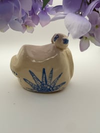 Image 3 of *Lucky Cat* Souris