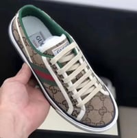 Image 1 of GG sneakers Woman preorder