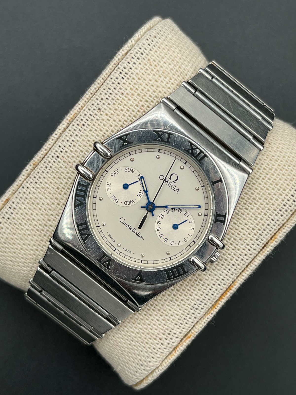 OMEGA Constellation デイデイト Omega Constellation Day-Date - Vintage Men's 18k Solid Gold