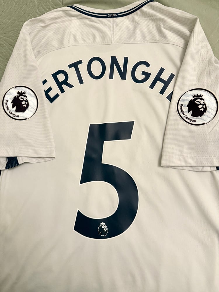 Image of PRE ORDER: Tottenham Hotspur “VERTONGHEN 5” 2017/18 Home Shirt + PL patches (XL)