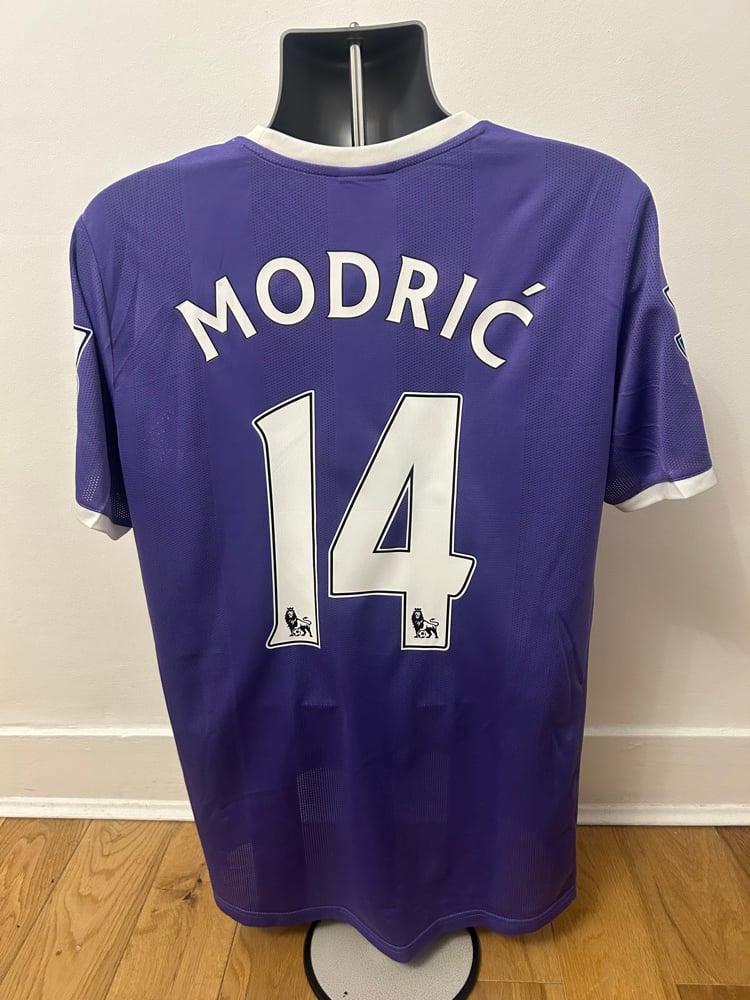 Image of Tottenham Hotspur “MODRIĆ 14” 2011/12 Away Shirt + PL patches  (L)