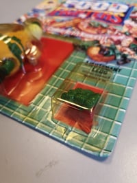 Image 3 of Food Fighters Lieutenant Legg MOC – Mattel 1988 – Vintage Sealed Figure