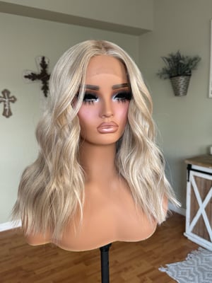 Image of Beige luxury bob (ready to ship)