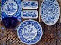 Image 3 of Signature FLA Landscape small scalloped tray