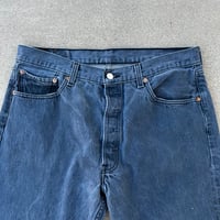 Image 3 of 2000s Levi’s 501 - 33” x 27”