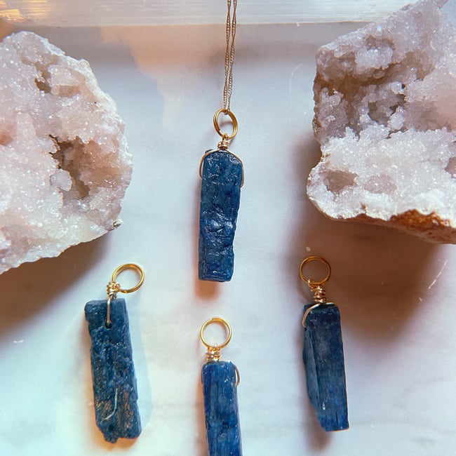 Kyanite 