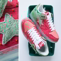 Image 3 of Strawberry Sk8 Sta