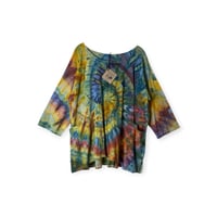 Image 1 of M 100% Cotton Forager Top in Bold Spiral Ice Dye