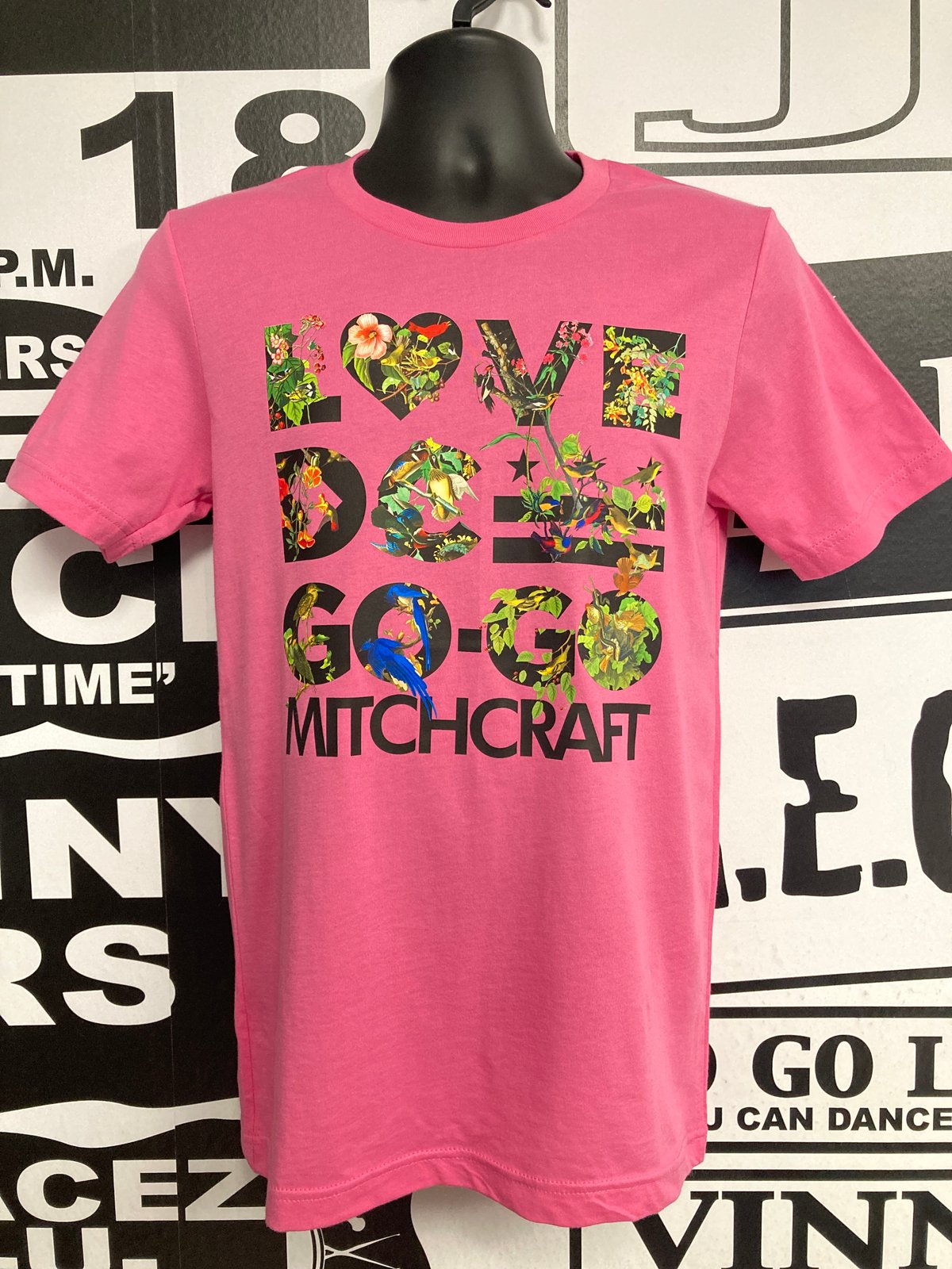 Pink love discount moschino t shirt