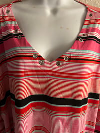 Image 12 of New 1X Kim Rogers Peep Hole Collar top #1256*9