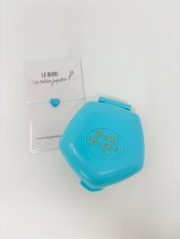 Image 11 of Ensemble bracelet et Polly Pocket boite crèche bleue