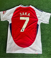 Image 2 of Arsenal Home 24/25 SAKA #7