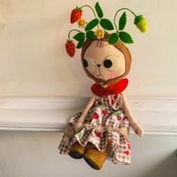 Image 4 of Sindy Strawberry