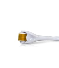 Image 2 of DyLuxe Derma Roller