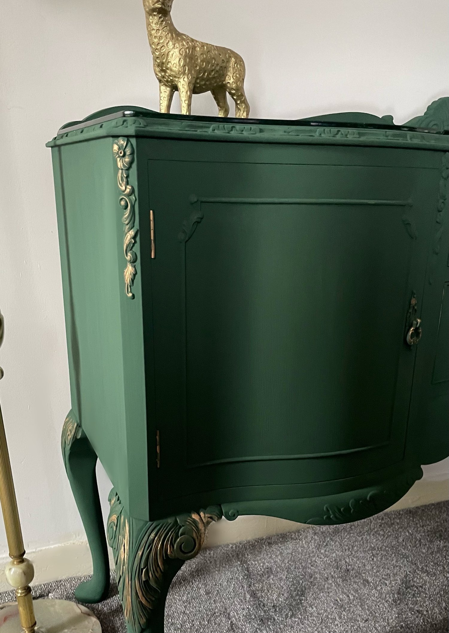 Image of Stunning Green & gold sideboard