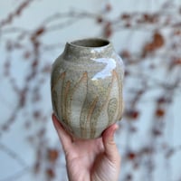 Image 4 of Drippy squish vase 2