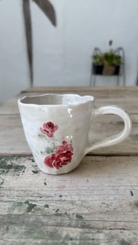 Image 1 of Rose mug 02