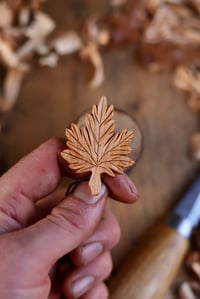 Image 8 of Maple Leaf— Pendant Necklace 