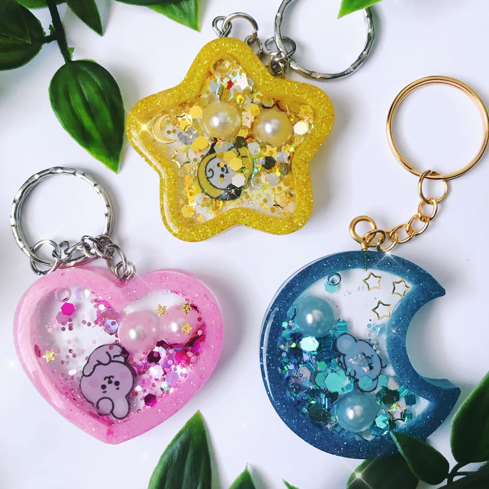 Image of Resin Shaker Keyring | BT21
