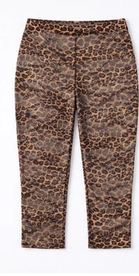 Image 3 of Cheetah leggings 