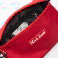 Image 2 of The Hingwae Pouch x Nae Bad (Scarlet)
