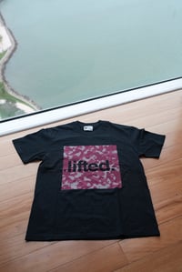 Image 2 of Pink Camo Black LIFTED Tee