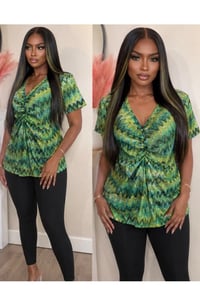 Image 4 of New Large IZOD Multi Green Top #881*5