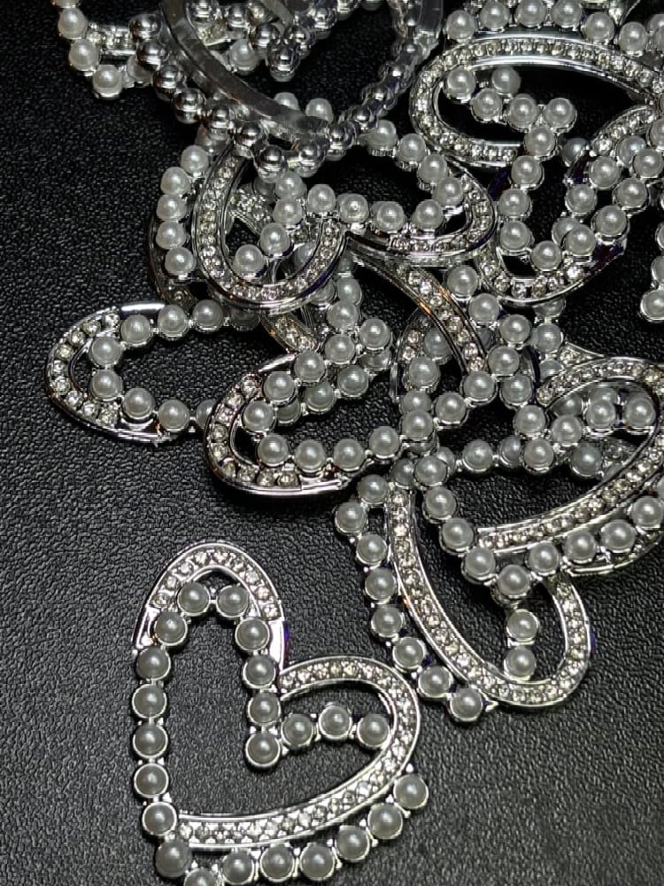 Image of silver pearl hearts