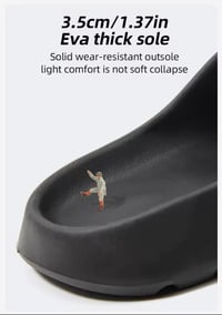 Image 8 of Non-slip Coconut Slippers