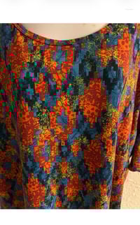 Image 6 of New XL Lula Roe Top #768*10