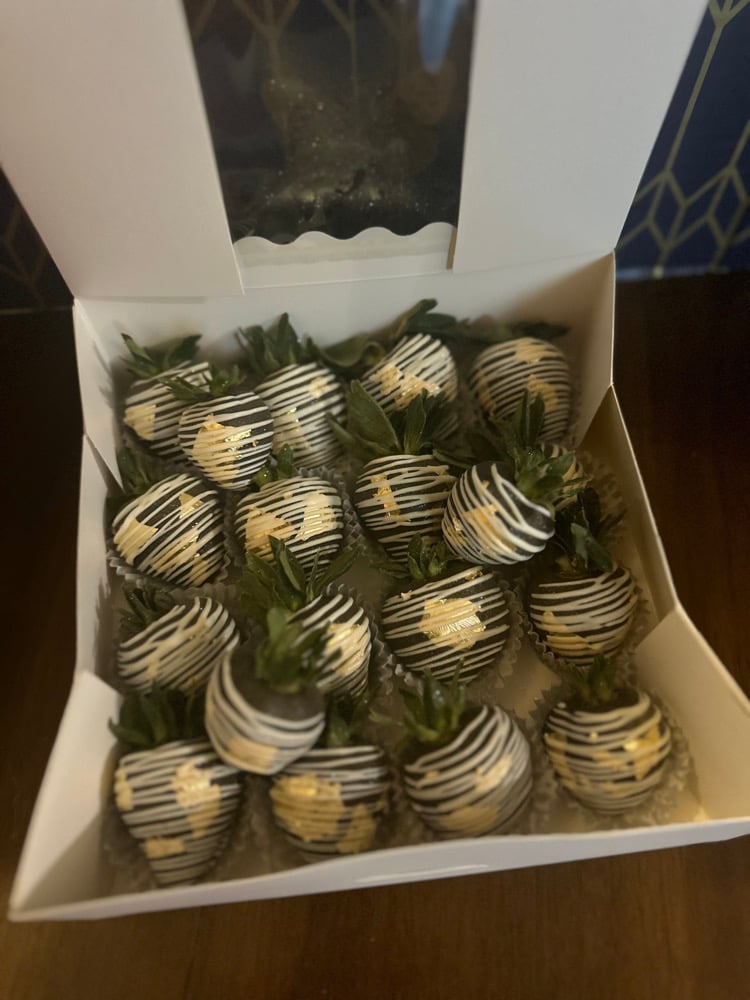 Image of Chocolate Covered Strawberries 