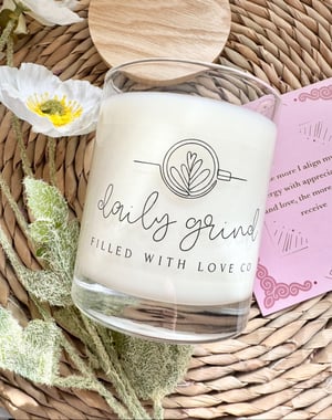 Image of SIGNATURE CANDLE