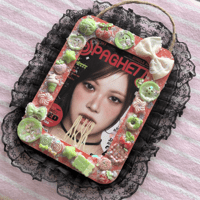 Image 2 of ⋆˚࿔ le sserafim deco picture frame