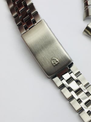 Image of STAINLESS STEEL GENTS WATCH STRAP,TUDOR,17mm,CURVE LUGS,NEW.(TU-5)