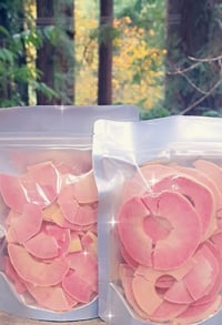 Image 1 of Freeze-Dried Pink Pearl Apples 