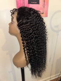 Image 2 of 24 inch Spanish curl wig 