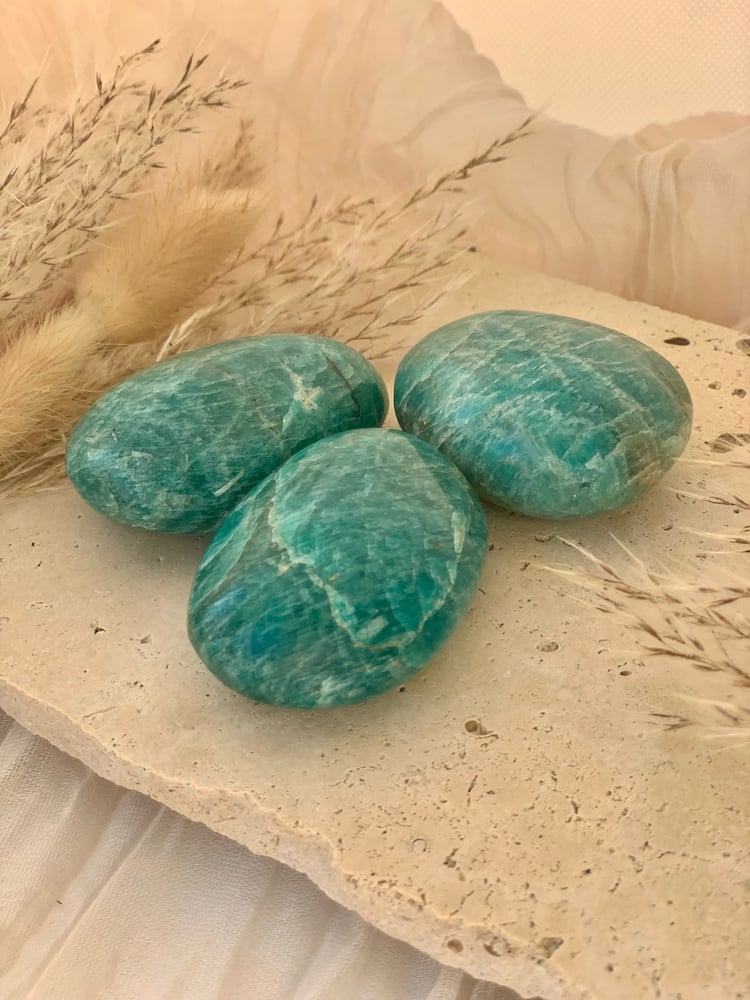 Image of Amazonite Palm Stones (Lge) 