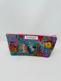 Image 2 of Trousse L'ÉCOLIÈRE triangle Liberty Ciara marine fermeture rose